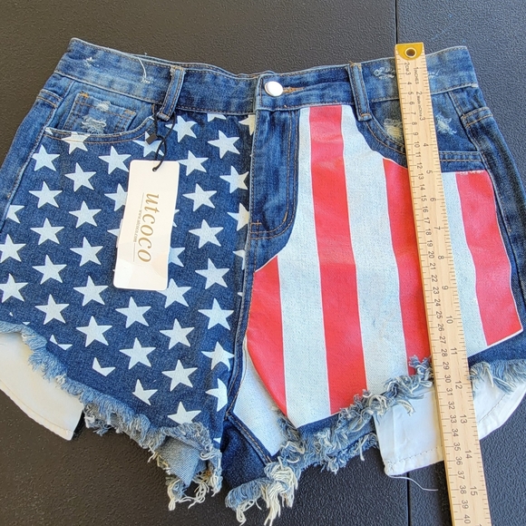 Women’s Distressed Shorts Denim w/American Flag Pattern Size 10 - Picture 7 of 9